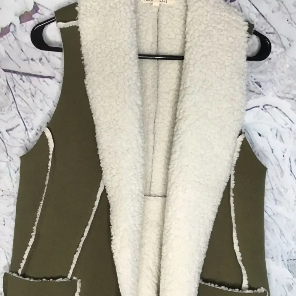 Indigo Soul Women's Draped Sherpa Cozy Suede/Fur Olive Winter‎ Vest Size S